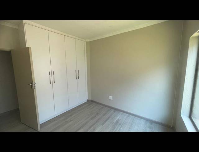 3 BEDROOM HOUSE FOR SALE IN ELDO MANOR